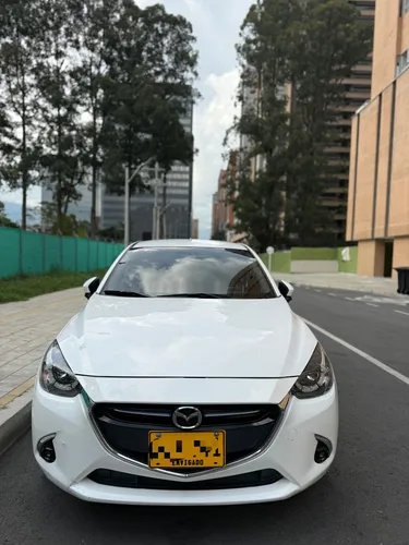 Mazda 2 Grand Touring LX