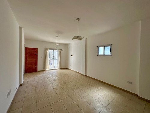 Departamento En Venta En Belén De Escobar