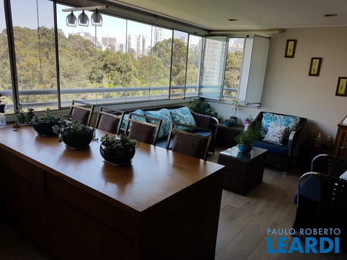 Imagem 6 de 15 de Apartamento - Panamby - Sp - 631599