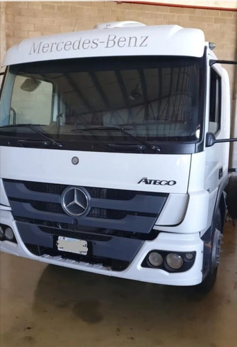 Mercedes Benz 1725 Cabina Simple/año 2010