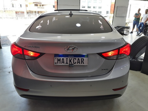 Imagem 4 de 9 de Hyundai Elantra 2014 2.0 16v Gls Flex Aut. 4p