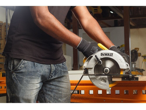 Imagen 8 de 8 de Sierra circular eléctrica DeWalt DWE560 184mm 1400W amarilla 127V