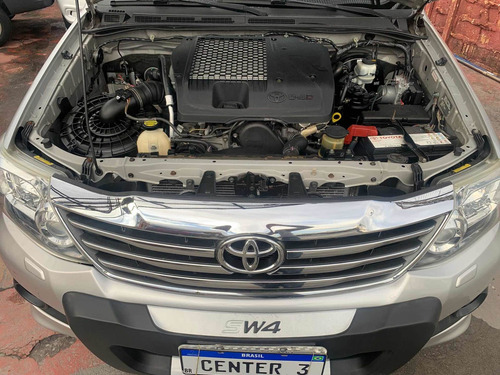 Imagem 14 de 15 de Toyota Sw4 2013 3.0 Srv 7l 4x4 Aut. 5p