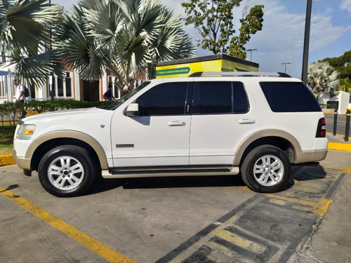 Imagen 2 de 10 de Ford Explorer