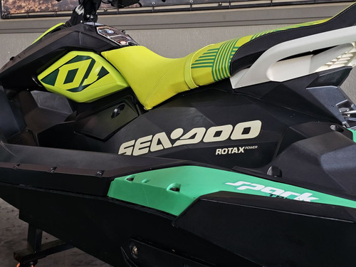 Jet Ski Sea Doo Spark Trixx 900