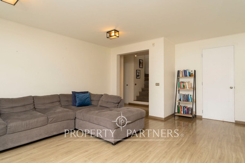 4 Dormitorios Con Piscina, 360 M2 Terreno Macul Al...