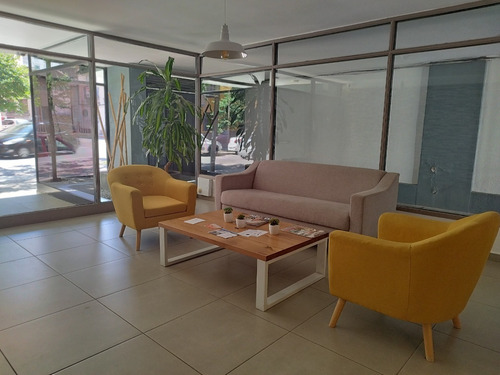 Imagen 2 de 18 de Apartamento Totalmente Equipado, Para Entrar! Inmaculado, Con Muy Buen Gusto, Zona De Universidades.