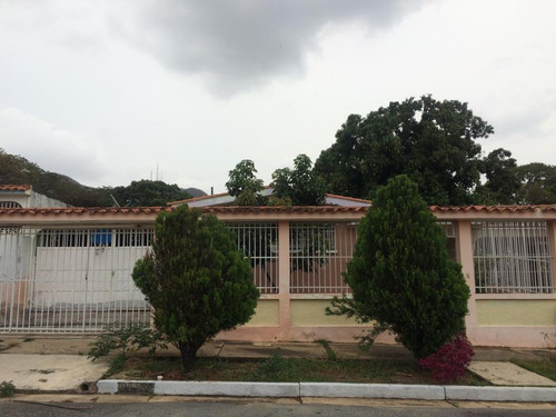 Imagen 1 de 8 de Casa En Trigal Sur En Venta Calle Cerrada