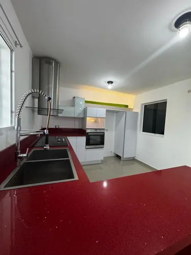Casa En Conjunto Privado L.g.
