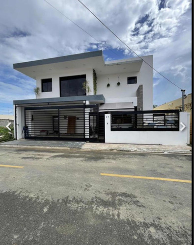 Se Vende Casa Con Piscina Av Ecológica Santo Domingo Este Rd