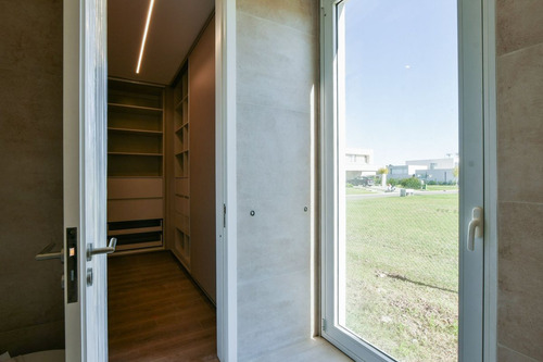 Venta Casa Moderna A Estrenar En Vida Funes