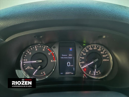Toyota Hilux 2.8 D-4D TURBO DIESEL CD SRX 4X4 AUTOMÁTICO