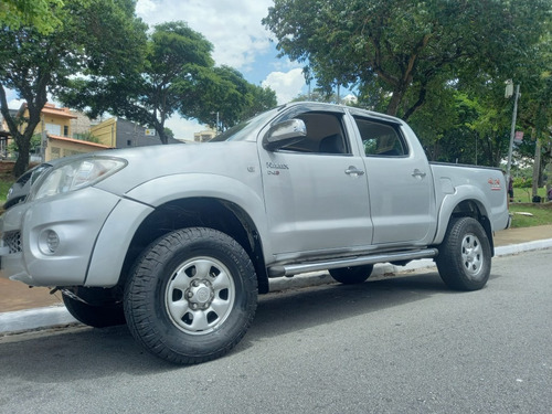 Toyota Hilux 2.5 Cab. Dupla 4x4 4p
