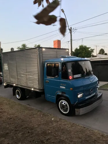 Mercedez Benz 608