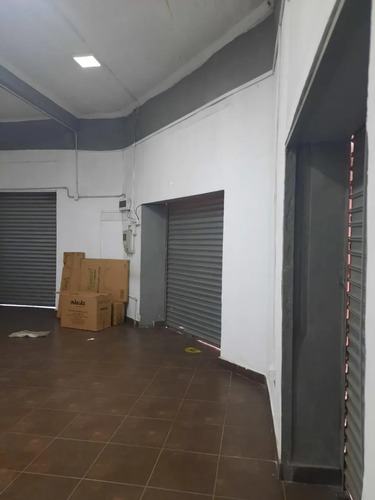 Vendo Local Comercial En Plenos Centro De Santiago, Lord Coc