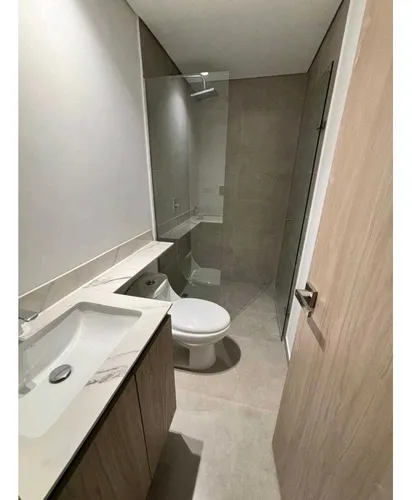 Venta De Penthouse En Laureles, Piso Con Terraza Y Jacuzzi, Medellín