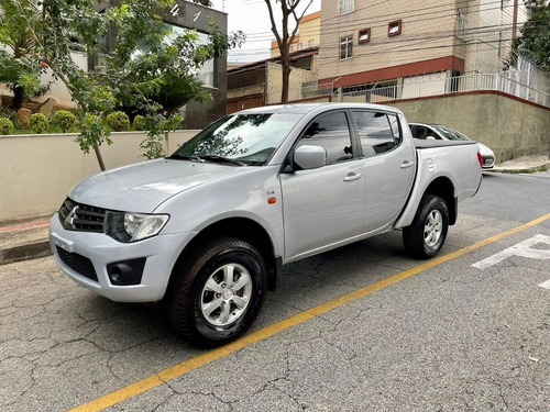 Imagem 8 de 13 de L200 Triton Glx 4x4 Cambio Manual