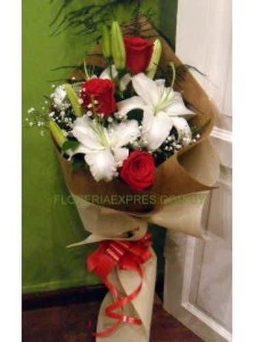 Ramo Mixto De 3 Rosas Y Liliums