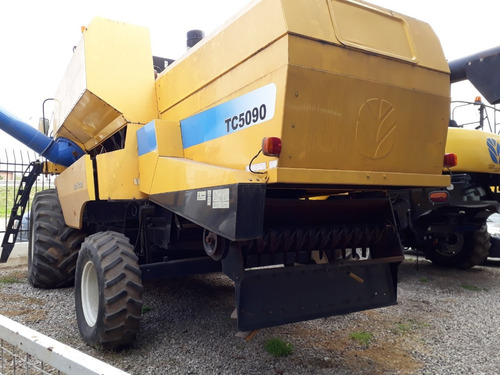Cosechadora New Holland Tc 5090 - Año 2010