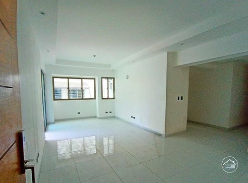 Apartamento Nuevo Con Excelente Distribución En El Mirador Norte