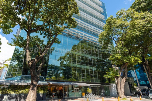 Imagen 1 de 15 de Claudia Lopez Vende Local Comercial En Las Mercedes Mls #22-21636