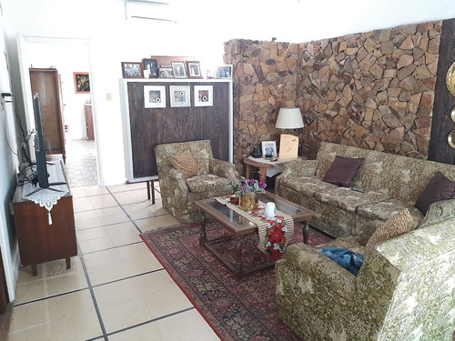 Venta De Dos Casas En Un Mismo Padròn Prado!!! Imperdible