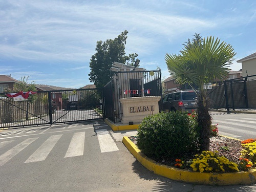 Se Vende Cómoda Casa Uf 3.990 ,valle Lo Campino, Quilicura
