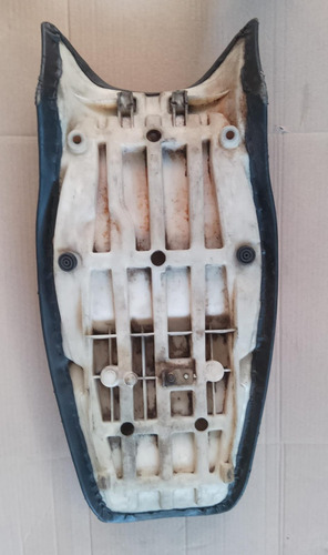 Asiento Yamaha Yzf600r Thundercat 1997/2007 * Tapiz Dañado * (Usado)