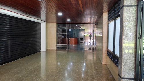 Alquiler - Oficina - Urb. La Castellana, Torre Iasa