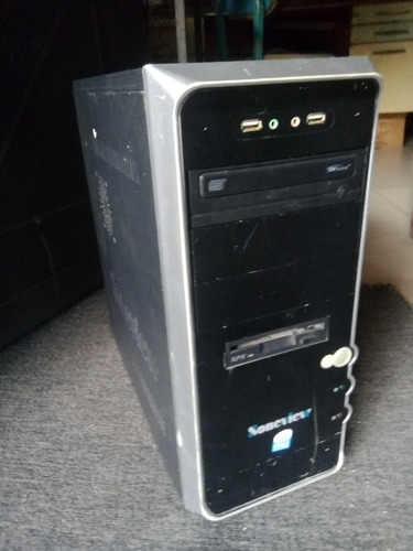 Imagen 1 de 8 de Computador De Escritorio Solo Torre