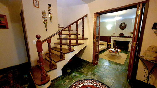 Casa Sobrado Com Jardim Grande E Garagem Com Edícula (valor Negociável), Na Serra Da Cantareira