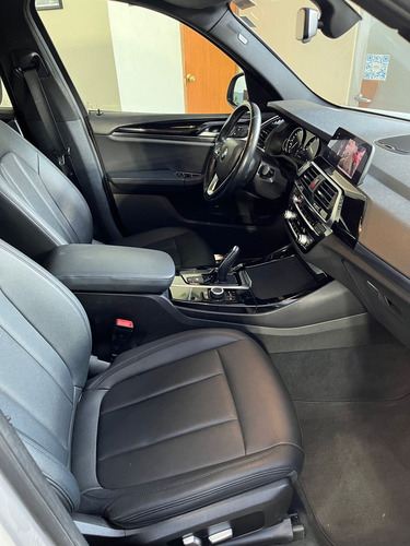 BMW X3 2.0 sDrive20iA At