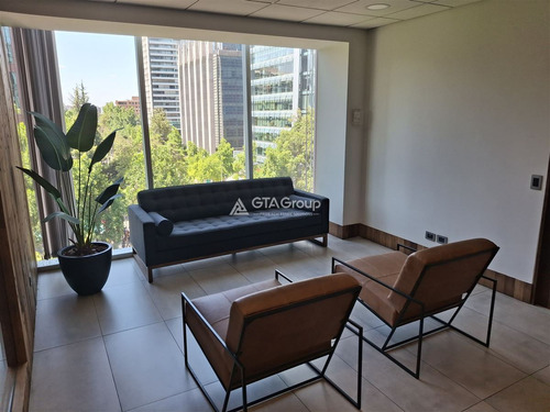 Arriendo Espectacular Oficina 254 M2. El Golf