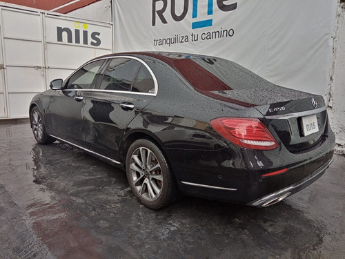 Imagen 12 de 15 de Mercedes Benz Clase E 2019 3.0 400 Exclusive 4 Matic At
