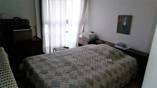 Vende 3 Amb A La Calle C/balcón Vista Al Mar-cochera Centro, Mar Del Plata.