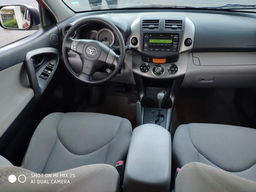 Toyota Rav4 2.4 4x2 At 2010