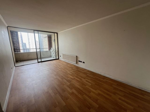 Departamento En Arriendo De 2 Dorm. En Santiago