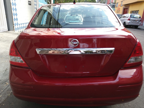 Imagen 6 de 15 de Nissan Tiida Comfort 1.8 6 Vel.