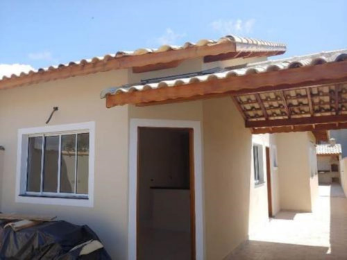 Imagem 3 de 17 de Casa No Bairro Jardim Grandesp, Em Itanhaém, Litoral Sul De São Paulo, Localizada No Lado Praia À 900 Metros Do Mar, Em Rua Calçada. Imóvel Com 180 M² De Terreno Sendo 76,28 M² De Área Construída. Pos