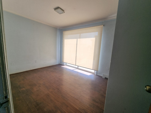 Casa En Excelente Ubicación, Apta Para Oficina Con Trifásica