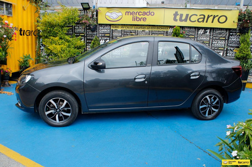 Imagen 5 de 25 de Renault Logan 1.6 Exclusive Automático