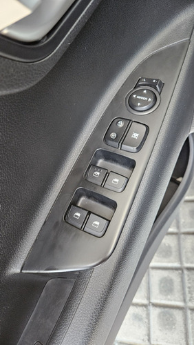 Kia Rio 1.6 Lx Hatchback At