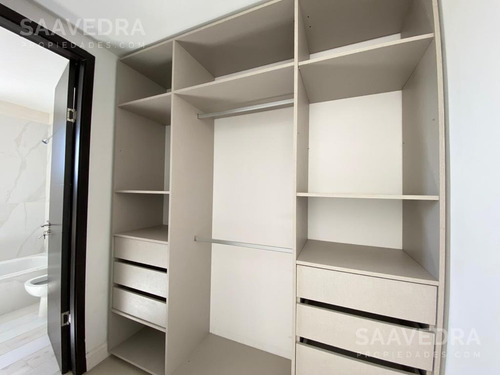 Bellisima Casa En Venta En Barrio Los Lagos. Orientación Norte