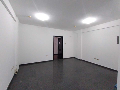 Imagen 6 de 16 de Oficina En Urbanizacion La Arboleda, Maracay