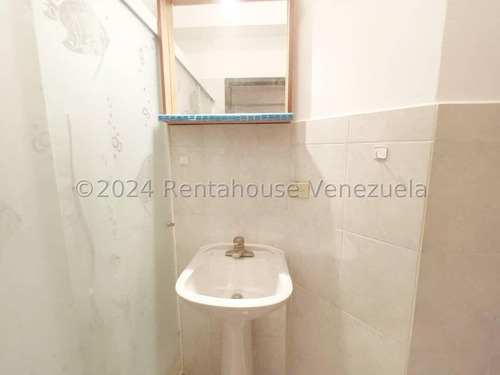Marcos Gonzalez Alquila Bello Apartamento Zona Este Barquisimeto - Lara. #25-5104