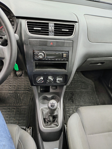 Volkswagen Fox 1.0 Vht Trend Total Flex 5p