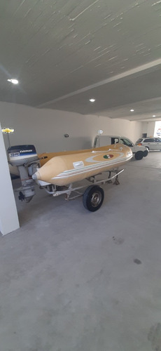 Imagen 6 de 16 de Bote Nautico Deportivo Cantieri