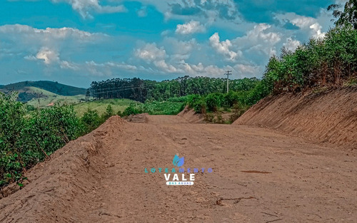 Imagem 13 de 14 de Je-loteamento Vale Das Águas| Igaratá (sp)|