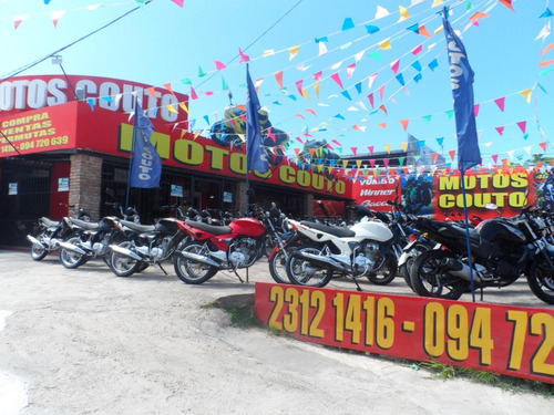 Um Xtreet 200 Inpecable ===== Motos Couto =====