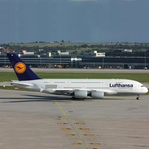 Imagen 6 de 7 de Airbus A380 Escala 1:500, Colores De Lufthansa